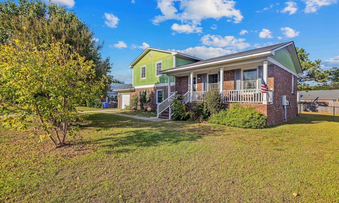 Fayetteville House | Clairborne Inn Summar