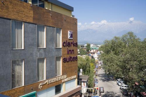 Kangra Hotel | Clarks Inn Suites Kangra
