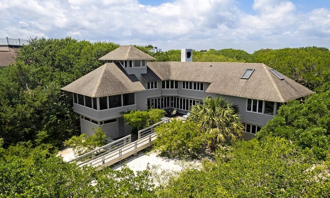 Debordieu Colony House | Classic Second Row Beach House, Short Walk to the Beach