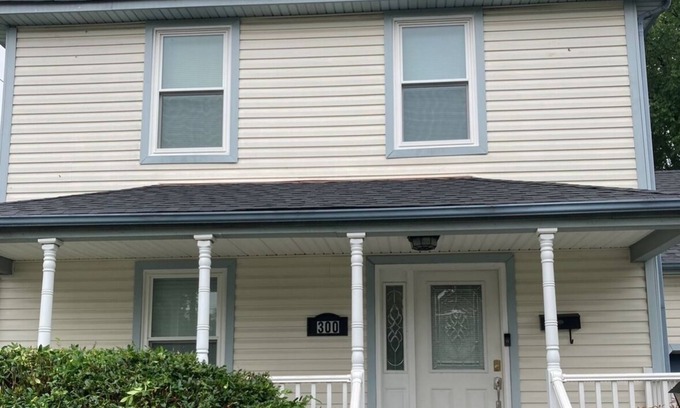Norfolk House | Clean spacious home near Sentara Hospital