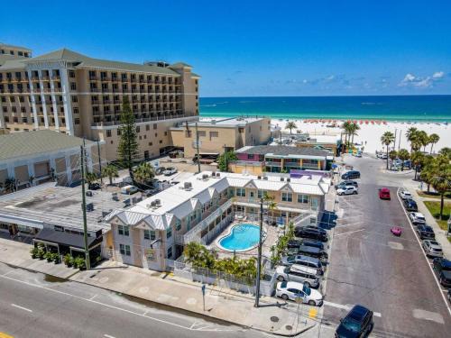 Clearwater Beach Resort | Clearwater Beach Suites #105