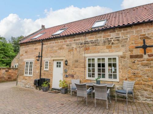 Sandsend House | Clematis Cottage