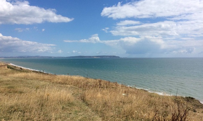 New Forest District Apartment | Cliff Top Studio, delightful self contained apartment, 50m from the Cliff Top.