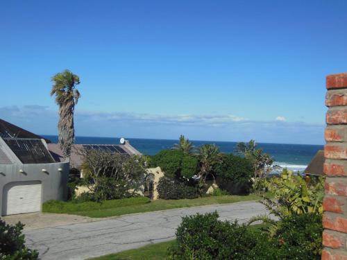 Seaview Apartment | Clivia Cove