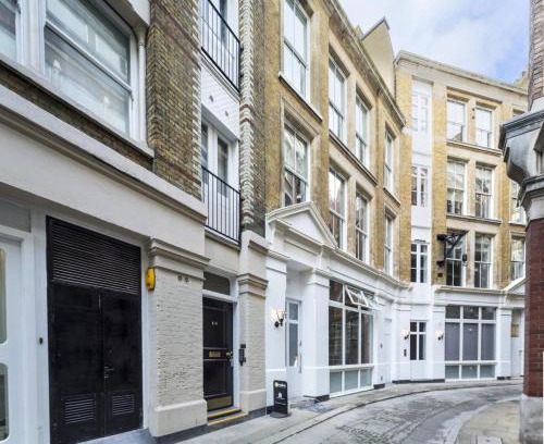 The City of London Apartment | Clockwork London Flats