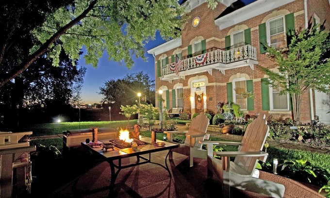 Galena Bed & Breakfast | Cloran Mansion Bed & Breakfast