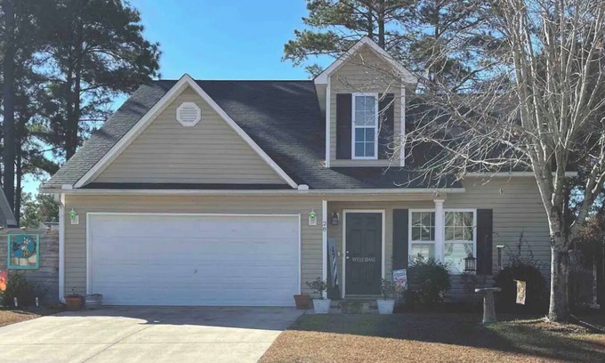 Piney Green House | Close to base and many attractions and restaurants