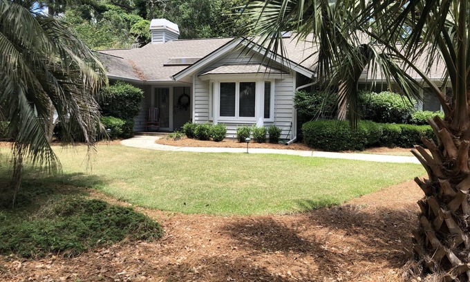 Heritage Woods House | Close to Beach! Thanksgiving Week get Private Pool Free Heat & 4 free bikes!