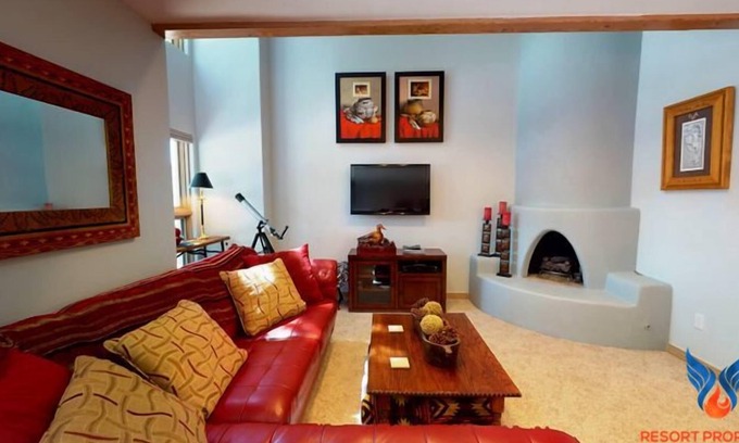 Angel Fire Condo | Close to Lifts | Executive-Style | Fireplace | Mountain Haven 14