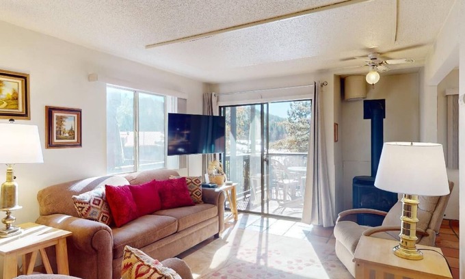 Angel Fire Condo | Close to Lifts | WIFI | Easy Access | Angel Fire Chalet 5