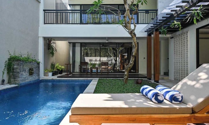 Nakula Villa | Closed Living Room Villa The Cabana in Seminyak