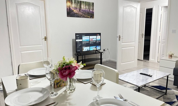 Ipswich Apartment | Clover Apartments