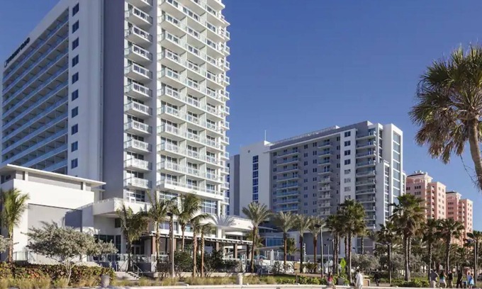Clearwater Beach Resort | Club Wyndham Clearwater Beach 2 bedroom