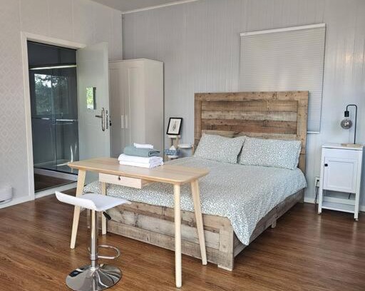 Powell River Apartment | Coast Retreat Cottage