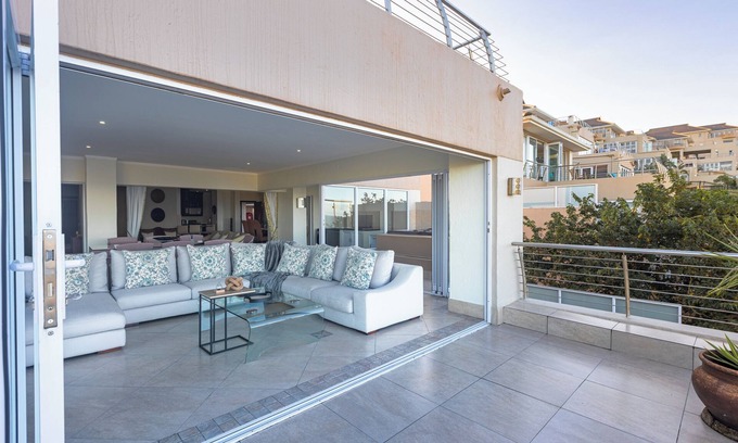 Ballito Apartment | Coastal 4-Bed, Eco Estate, 180º Sea Views