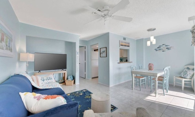 Bradenton Beach Apartment | Coastal Cheer on Anna Maria Island