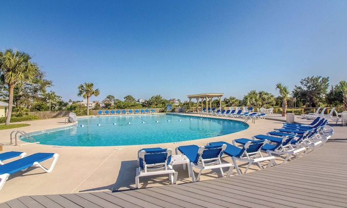 Beachwalk House | Coastal Home with Screened In Porch & Access to Harbor Island Amenities