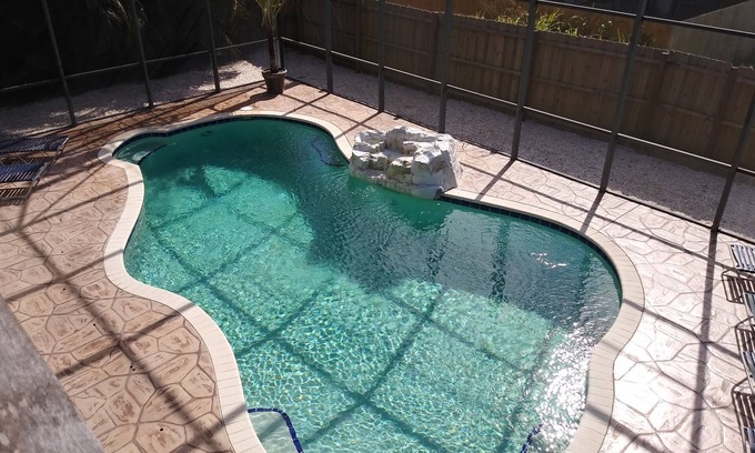 Memphis House | Coastal Paradise w/heated pool, private, clean and comfy, centrally located