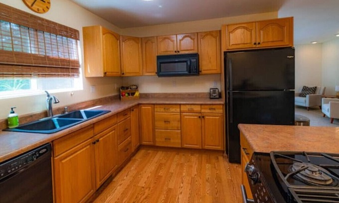 Kelseyville House | Cobb Mountain Chalet Main For