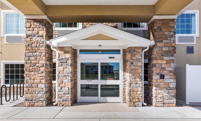 New Denmark Hotel | Cobblestone Hotel & Suites - Denmark/Green Bay