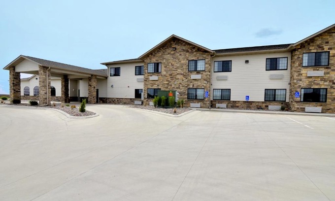 Ida County Hotel | Cobblestone Inn & Suites - Holstein