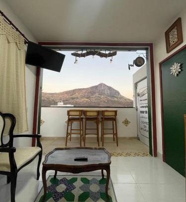 Ilha dos Araujos Apartment | Cobertura com vista pro por do sol