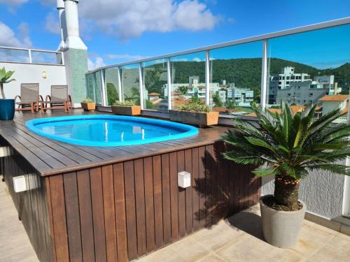 Canto Grande Apartment | Cobertura com Piscina 50 mt do Mar