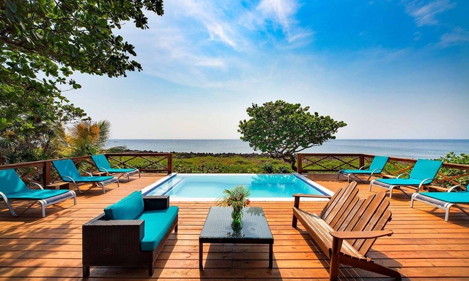 Half Moon Bay Hotel | Cocolobo Resort