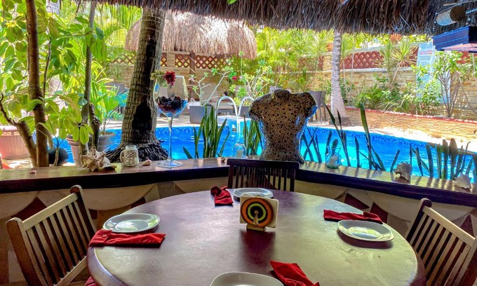 Villa Juarez Hotel | Cocos Cabañas Playa del Carmen Adults Only