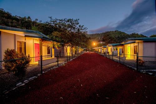 Pacuare Reserve Hotel | Coffee Pickers Village By Hacienda Orosi