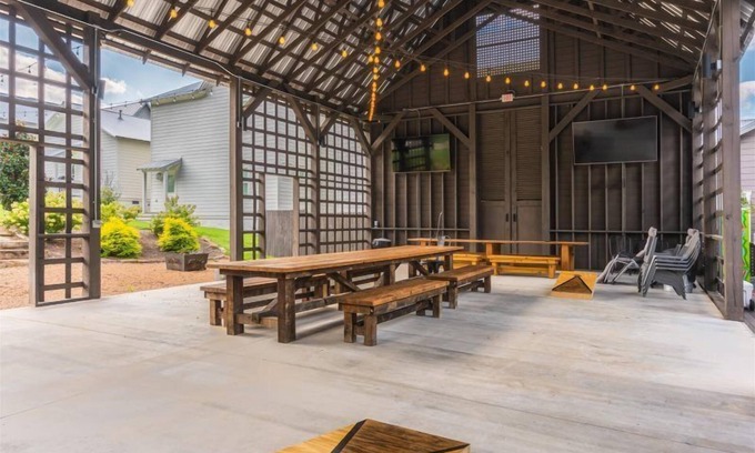 Guntersville House | Colonel`s Cove at River Rocks Plantation