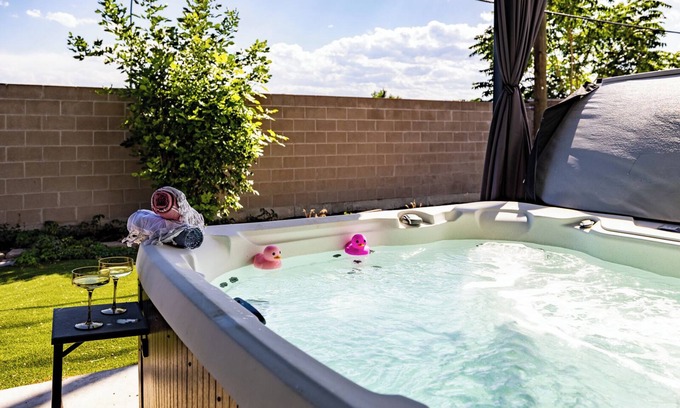 South Westminster House | Colorful Comfort with Hot Tub Retro Arcade Fire Pit Games