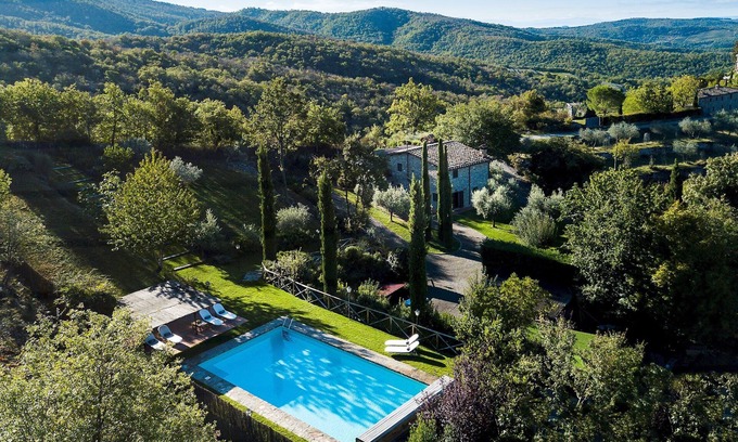 Neri Villa | Colto Dei Pallanti - Three Bedroom Villa, Sleeps 6