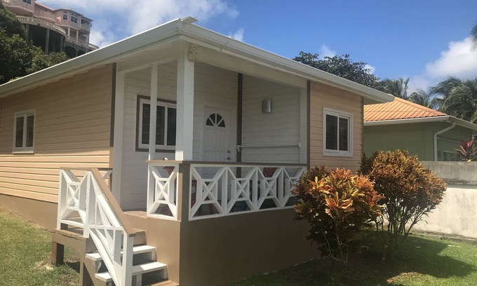 St. Patrick Cottage | Come enjoy the beauty of Bathway Beach!