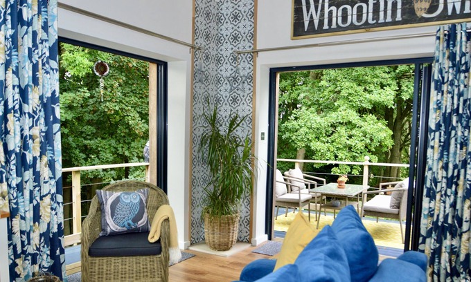 Grimstone House | Come & Enjoy Whootin Owl Barn, Soak in the Hot Tub & Enjoy Stunning Countryside