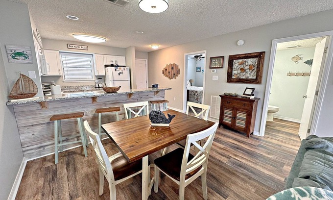 Orange Beach Condo | Come get your toes in the sand! Enjoy the Vitamin Sea ☀️