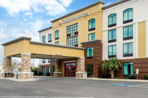 D'Iberville Hotel | Comfort Inn & Suites Biloxi-D'Iberville