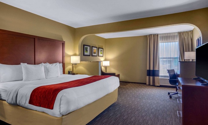 LaGrange Hotel | Comfort Inn & Suites LaGrange East