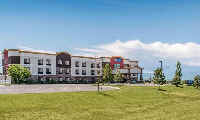 Sheridan Hotel | Comfort Inn & Suites Sheridan