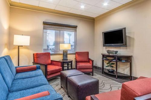 Florence Hotel | Comfort Inn & Suites Tuscumbia-Muscle Shoals