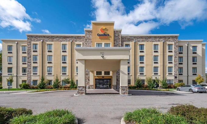 Northeast Columbus Hotel | Comfort Suites Columbus Airport