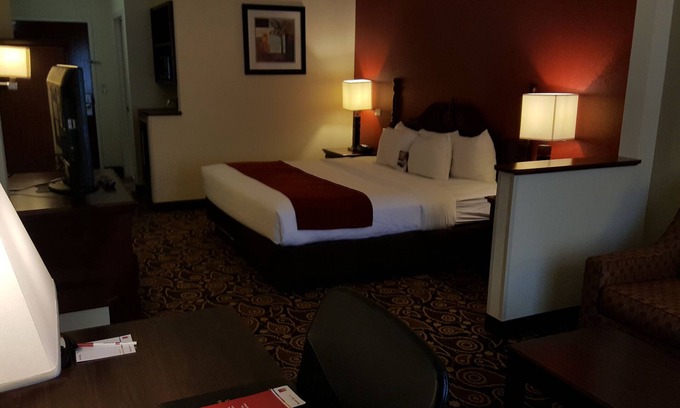 Daphne Hotel | Comfort Suites Daphne - Mobile East Bay