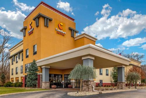Elkhart Hotel | Comfort Suites Elkhart South