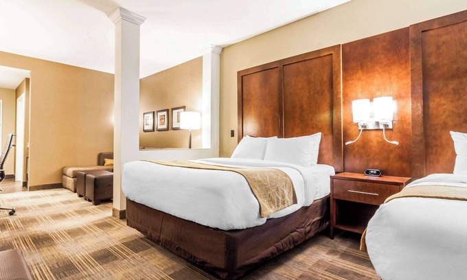 Brookings Hotel | Comfort Suites University