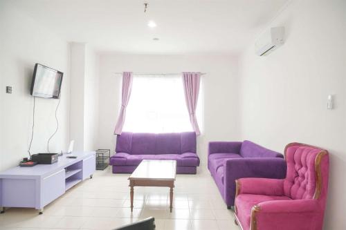 Petamburan Apartment | Comfortable 2BR at Semanggi Apartment By Travelio