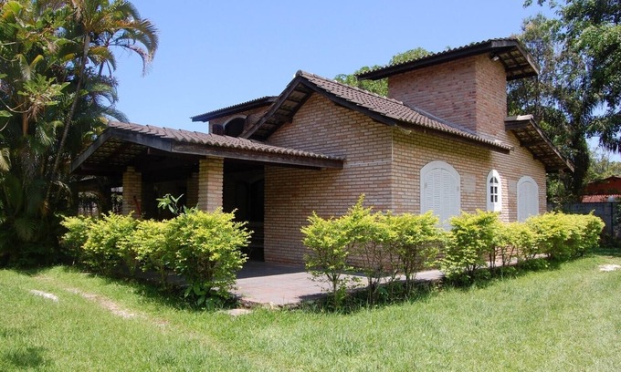 Barra do Sahy House | Comfortable beach house, great accommodation and extensive leisure area
