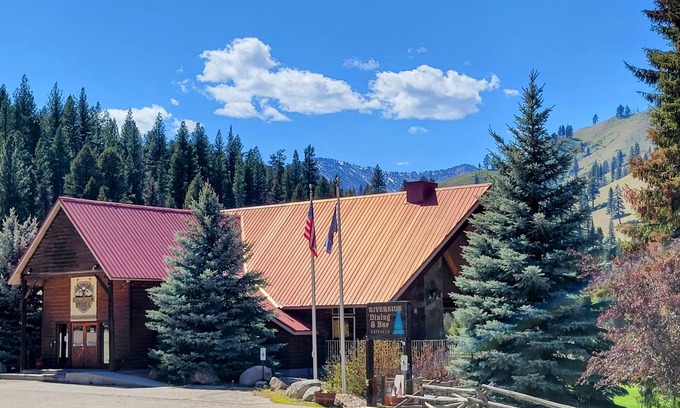 Lowman Cabin | Comfortable Riverside Retreat on 4 acres in secluded Lowman Idaho. Sleeps 45+.