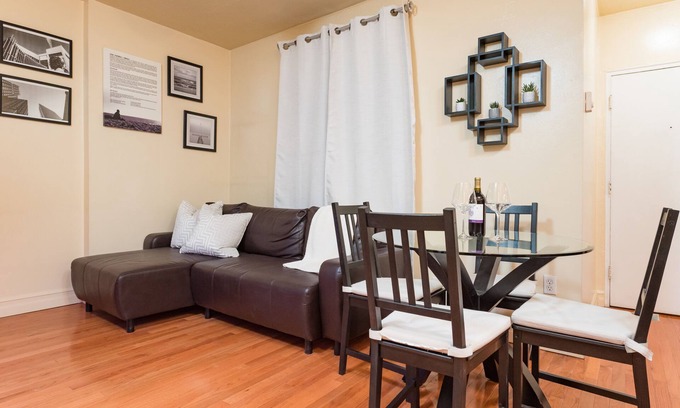 Bay Village Apartment | Comfy 1BR APT Heart of Downtown BOSTON Common Garden Chinatown Theater District!
