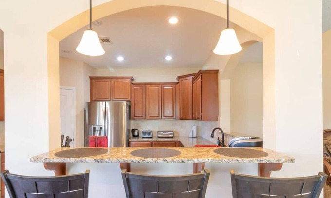 Fortson House | Comfy and Modern! - Wistful on Wisteria Lane