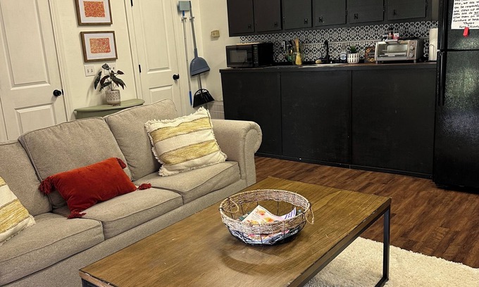 Pontotoc Apartment | Comfy cottage with no pet or cleaning fees